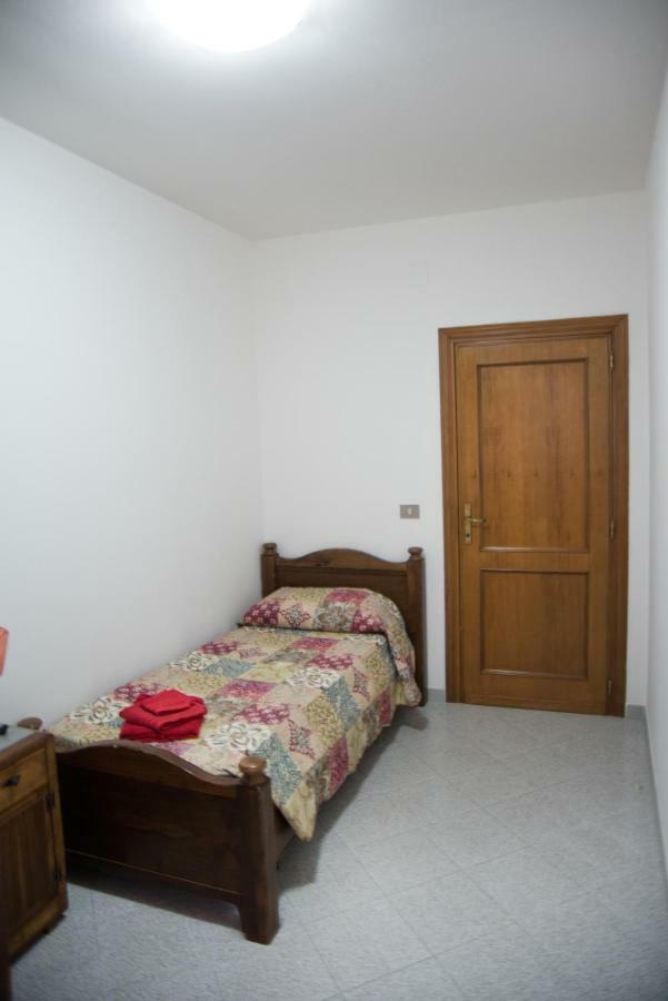 Pretty Appartament Beb Alghero Bagian luar foto