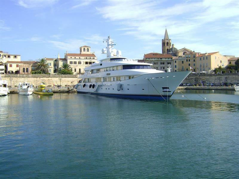 Pretty Appartament Beb Alghero Bagian luar foto